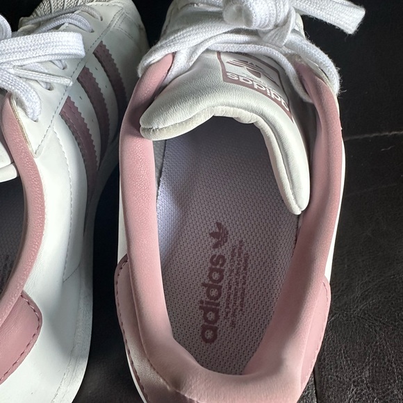 Adidas Superstar Women’s White Blush Pink Stripes Casual Sneakers - Picture 6 of 7